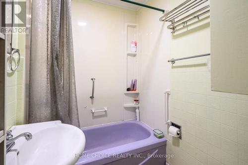 305 Maple Street N, Timmins, ON - Indoor Photo Showing Bathroom