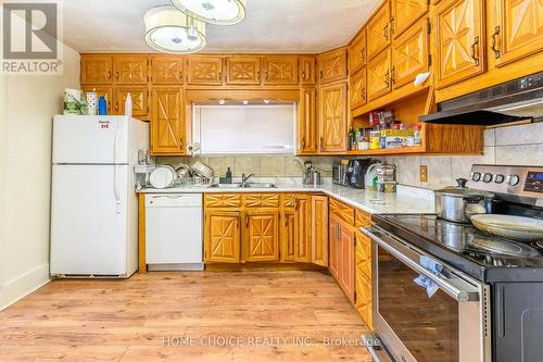 305 Maple Street N, Timmins, ON - Indoor Photo Showing Kitchen With Double Sink