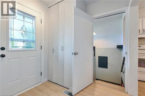 245 West 33Rd Street, Hamilton, ON - Indoor Photo Showing Other Room