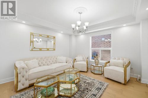 67 Buick Boulevard, Brampton, ON - Indoor Photo Showing Living Room