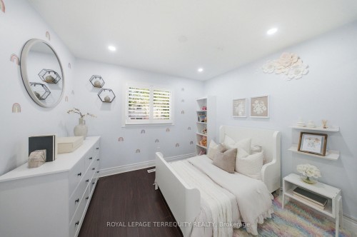 1013 Albacore Manor, Pickering, ON - Indoor Photo Showing Bedroom