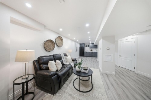 1013 Albacore Manor, Pickering, ON - Indoor