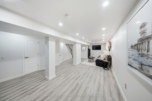 1013 Albacore Manor, Pickering, ON - Indoor Photo Showing Other Room