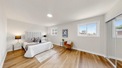 784 Galloway Crescent, Mississauga, ON - Indoor Photo Showing Bedroom