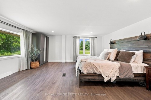 62 Thompson Road, Brantford, ON - Indoor Photo Showing Bedroom
