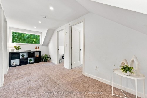 62 Thompson Road, Brantford, ON - Indoor Photo Showing Other Room