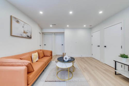 24 Merritt Road, Toronto, ON - Indoor Photo Showing Living Room