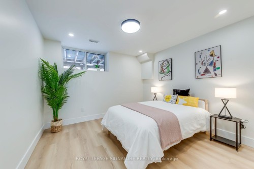 24 Merritt Road, Toronto, ON - Indoor Photo Showing Bedroom