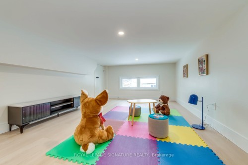 24 Merritt Road, Toronto, ON - Indoor Photo Showing Other Room