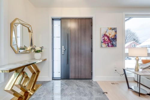 24 Merritt Road, Toronto, ON - Indoor Photo Showing Other Room
