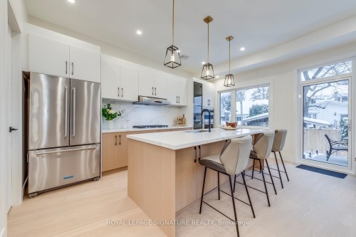 24 Merritt Road, Toronto, ON - Indoor Photo Showing Kitchen With Upgraded Kitchen