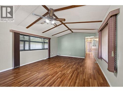 5280 69 Avenue Ne, Salmon Arm, BC - Indoor Photo Showing Other Room