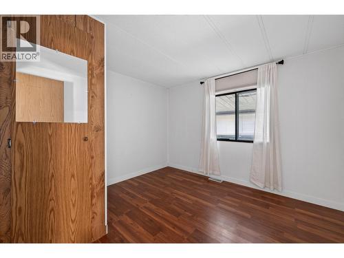 5280 69 Avenue Ne, Salmon Arm, BC - Indoor Photo Showing Other Room