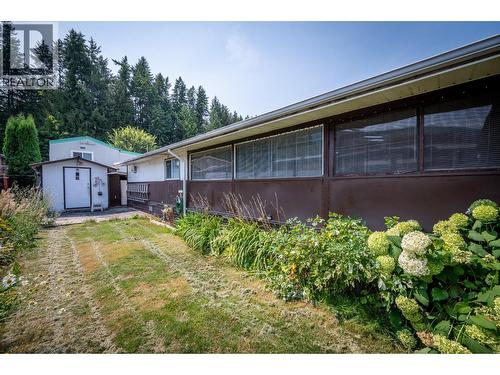 5280 69 Avenue Ne, Salmon Arm, BC - Outdoor