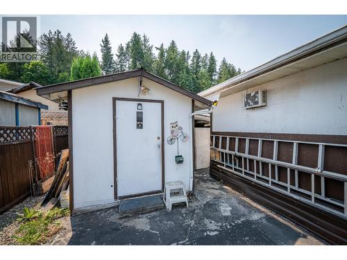 5280 69 Avenue Ne, Salmon Arm, BC - Outdoor With Exterior
