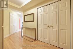 Foyer - 