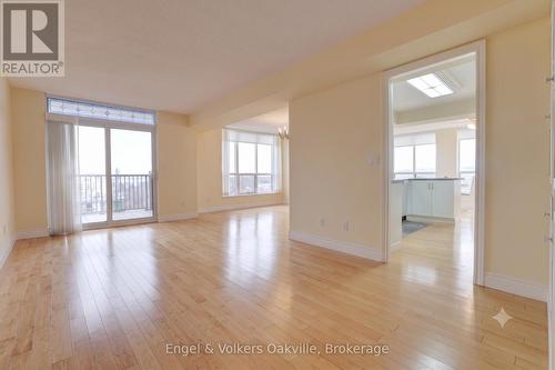 Virtually revised - 1402 - 442 Maple Avenue, Burlington (Brant), ON - Indoor Photo Showing Other Room