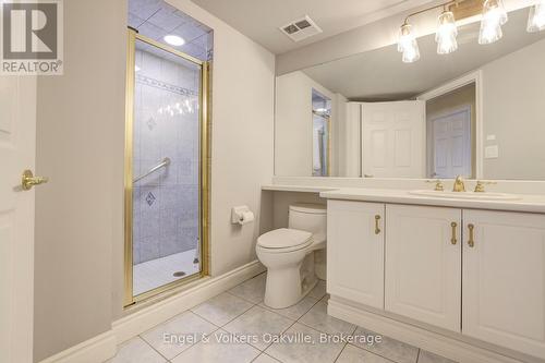 2nd Bathroom - 1402 - 442 Maple Avenue, Burlington (Brant), ON - Indoor Photo Showing Bathroom