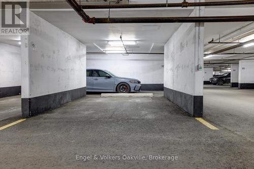 Parking spot #1 - 1402 - 442 Maple Avenue, Burlington (Brant), ON - Indoor Photo Showing Garage