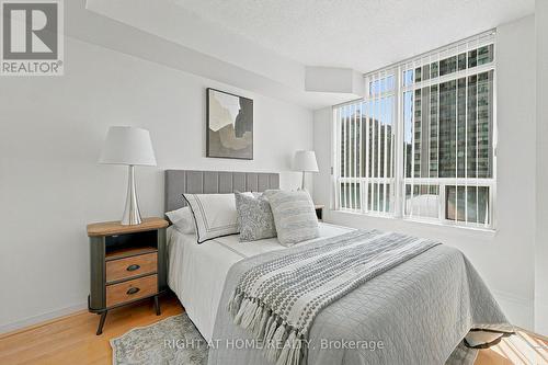 610 - 33 Empress Avenue, Toronto, ON - Indoor Photo Showing Bedroom
