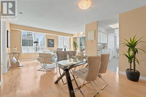 610 - 33 Empress Avenue, Toronto, ON - Indoor Photo Showing Dining Room