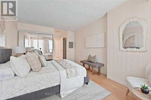 610 - 33 Empress Avenue, Toronto, ON - Indoor Photo Showing Bedroom