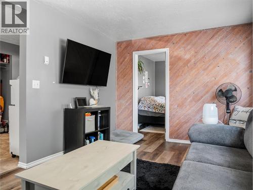 9901 2 Street, Dawson Creek, BC - Indoor