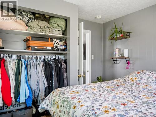 9901 2 Street, Dawson Creek, BC - Indoor Photo Showing Bedroom