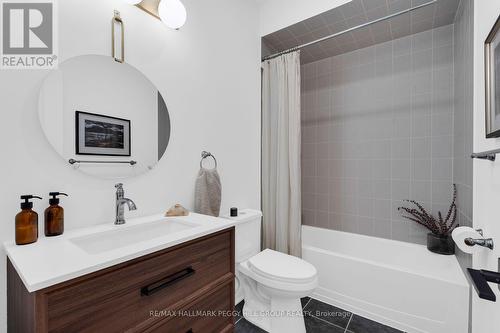 3 Frances Drive, Collingwood, ON - Indoor Photo Showing Bathroom