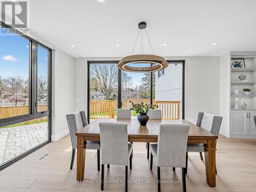 2488 Bridge Road, Oakville, ON - Indoor Photo Showing Dining Room