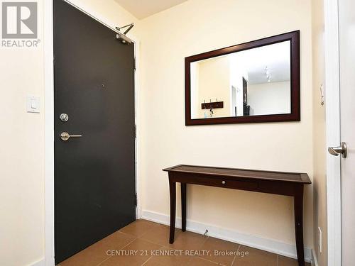 3910 - 4070 Confederation Parkway, Mississauga, ON - Indoor Photo Showing Other Room