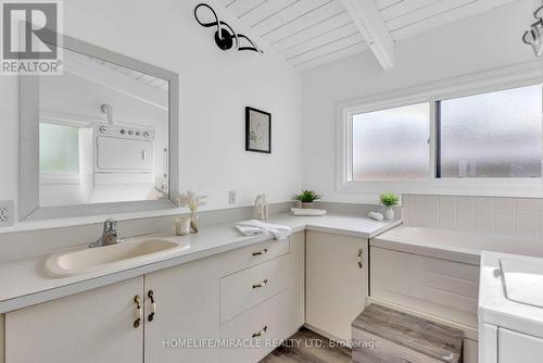 72 Massey Avenue, Kitchener, ON - Indoor