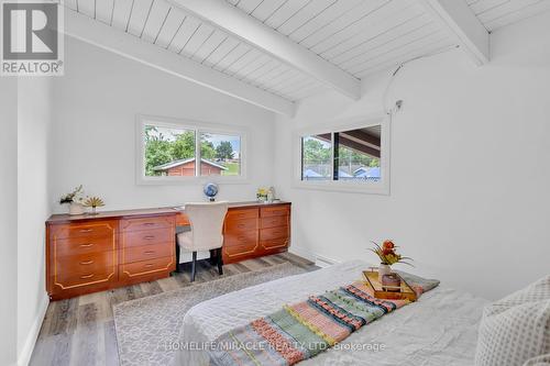 72 Massey Avenue, Kitchener, ON - Indoor Photo Showing Bedroom