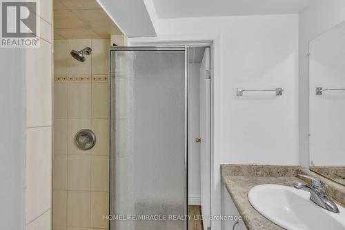 72 Massey Avenue, Kitchener, ON - Indoor Photo Showing Bathroom
