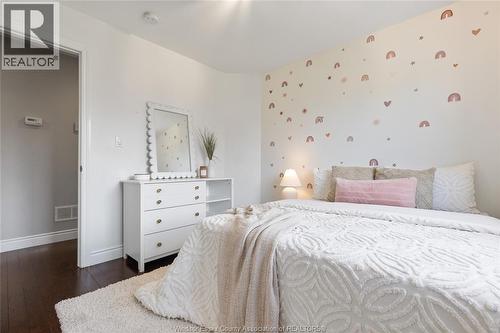 1467 Inverness, Windsor, ON - Indoor Photo Showing Bedroom