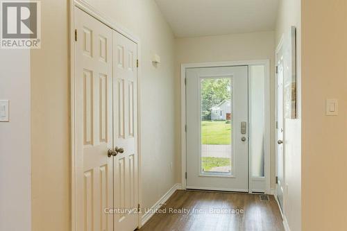 11 Algonquin Trail, Clarington (Bowmanville), ON - Indoor Photo Showing Other Room