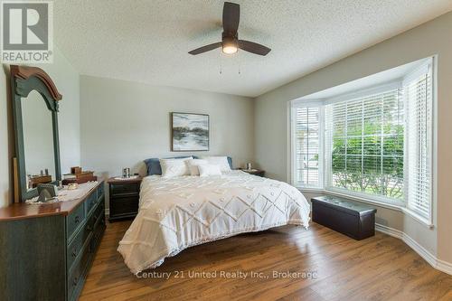 11 Algonquin Trail, Clarington (Bowmanville), ON - Indoor Photo Showing Bedroom