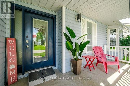 11 Algonquin Trail, Clarington (Bowmanville), ON - Outdoor With Deck Patio Veranda With Exterior