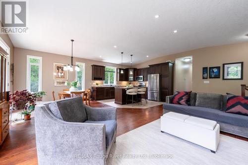 149 Pine Tree Lane, Cramahe (Colborne), ON - Indoor Photo Showing Living Room