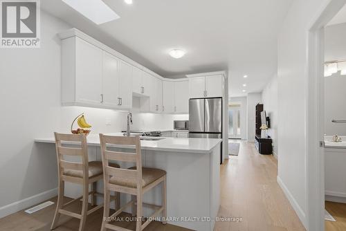 55 Athabaska Drive, Belleville (Thurlow Ward), ON - Indoor Photo Showing Kitchen With Upgraded Kitchen