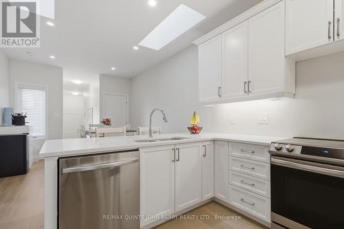 55 Athabaska Drive, Belleville (Thurlow Ward), ON - Indoor Photo Showing Kitchen With Upgraded Kitchen