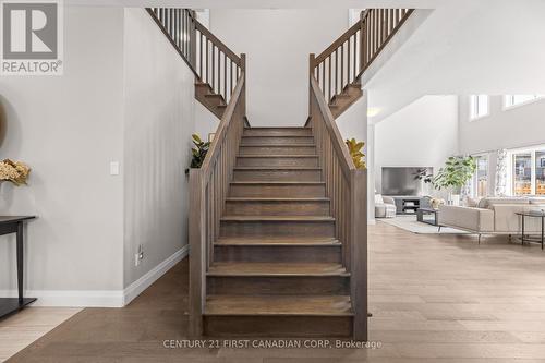 753 Superior Drive, London North (North B), ON - Indoor Photo Showing Other Room