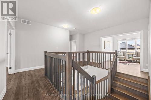 753 Superior Drive, London North (North B), ON - Indoor Photo Showing Other Room