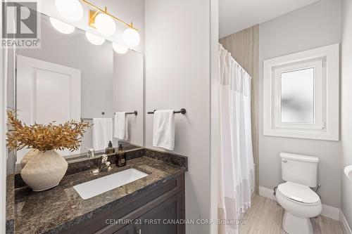 753 Superior Drive, London North (North B), ON - Indoor Photo Showing Bathroom