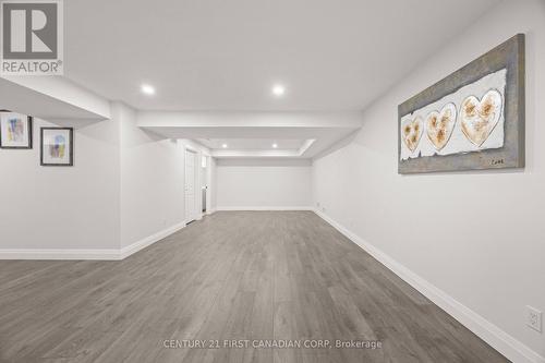 753 Superior Drive, London North (North B), ON - Indoor Photo Showing Other Room