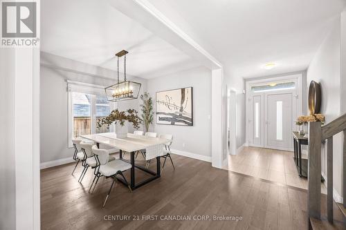 753 Superior Drive, London North (North B), ON - Indoor Photo Showing Dining Room