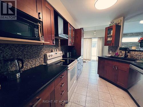 1741 Jobin Crescent, Ottawa, ON - Indoor Photo Showing Kitchen