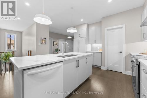 22 Ernie Godin Way, Arnprior, ON - Indoor Photo Showing Kitchen