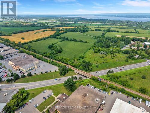 26 Northside Road, Ottawa, ON 