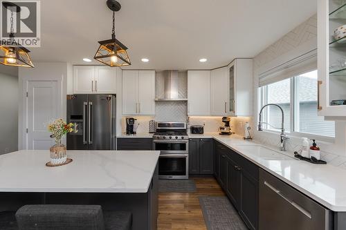 5245 Gable Place, Prince George, BC - Indoor Photo Showing Kitchen With Upgraded Kitchen